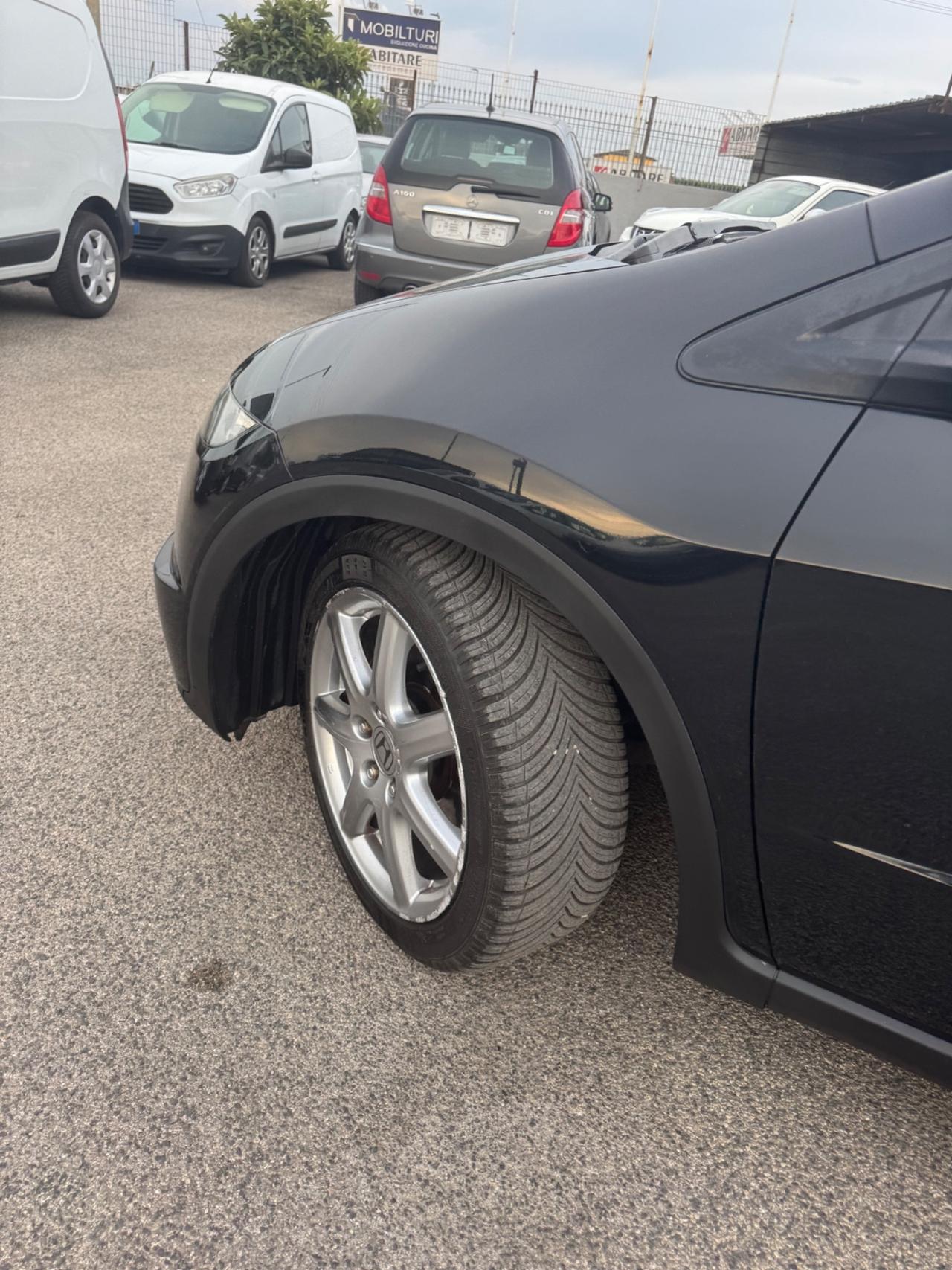 Honda Civic 1.8 i-VTEC 5p. Executive i-P