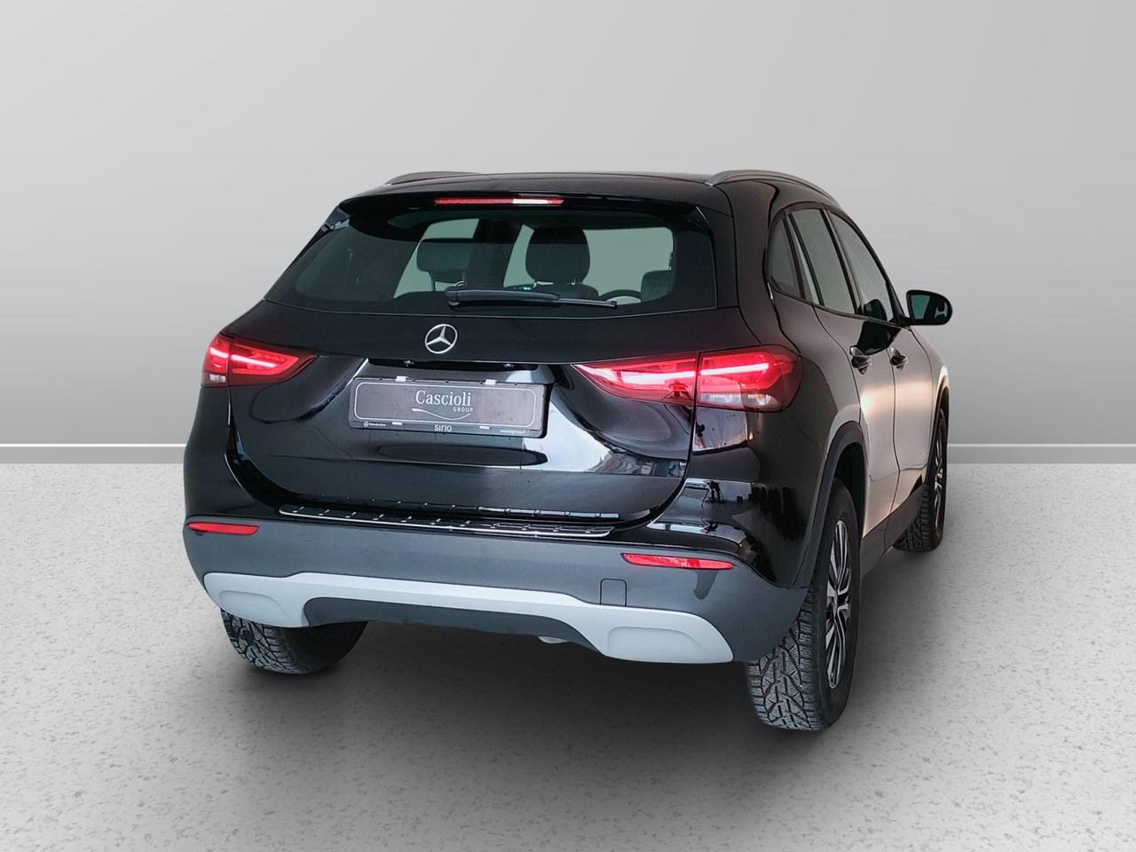 Mercedes-Benz GLA-H247 2020 - GLA 180 d Business auto