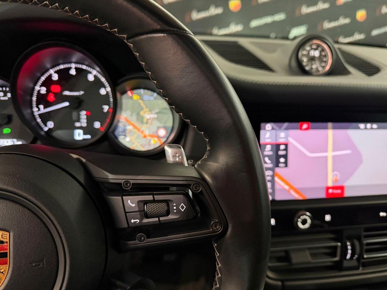 Porsche Macan 2.0 T TETTO