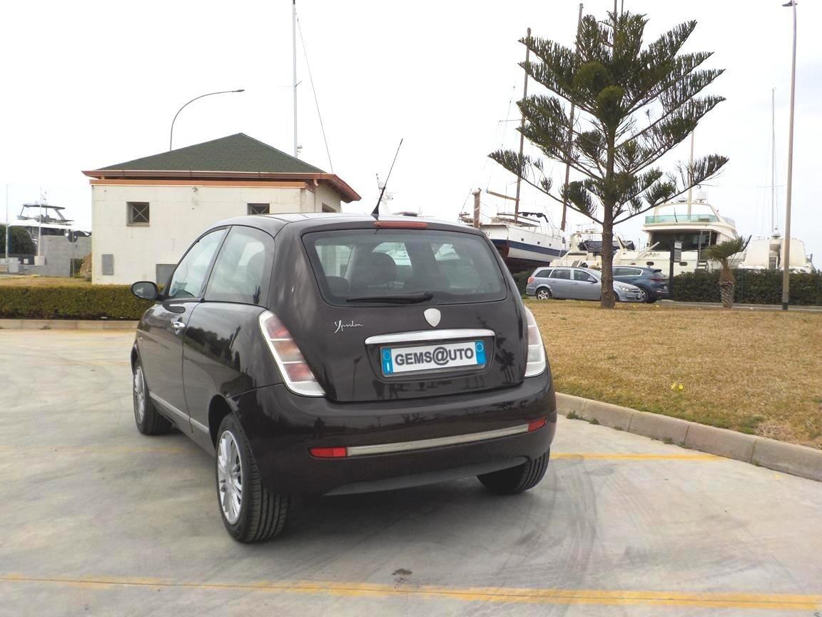 Lancia Ypsilon 1.2 Oro Giallo