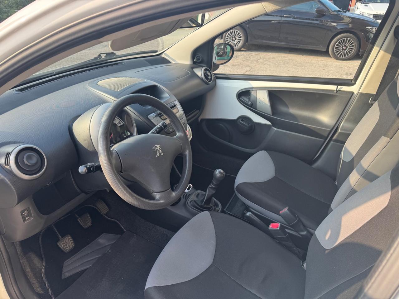 Peugeot 107 1.0 68CV 5p. Superga