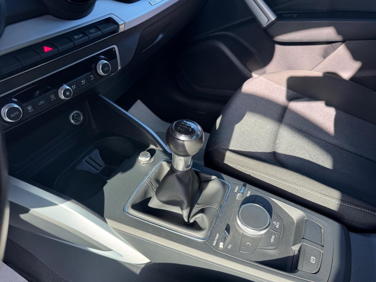 Audi Q2 30 TDI S tronic line Edition