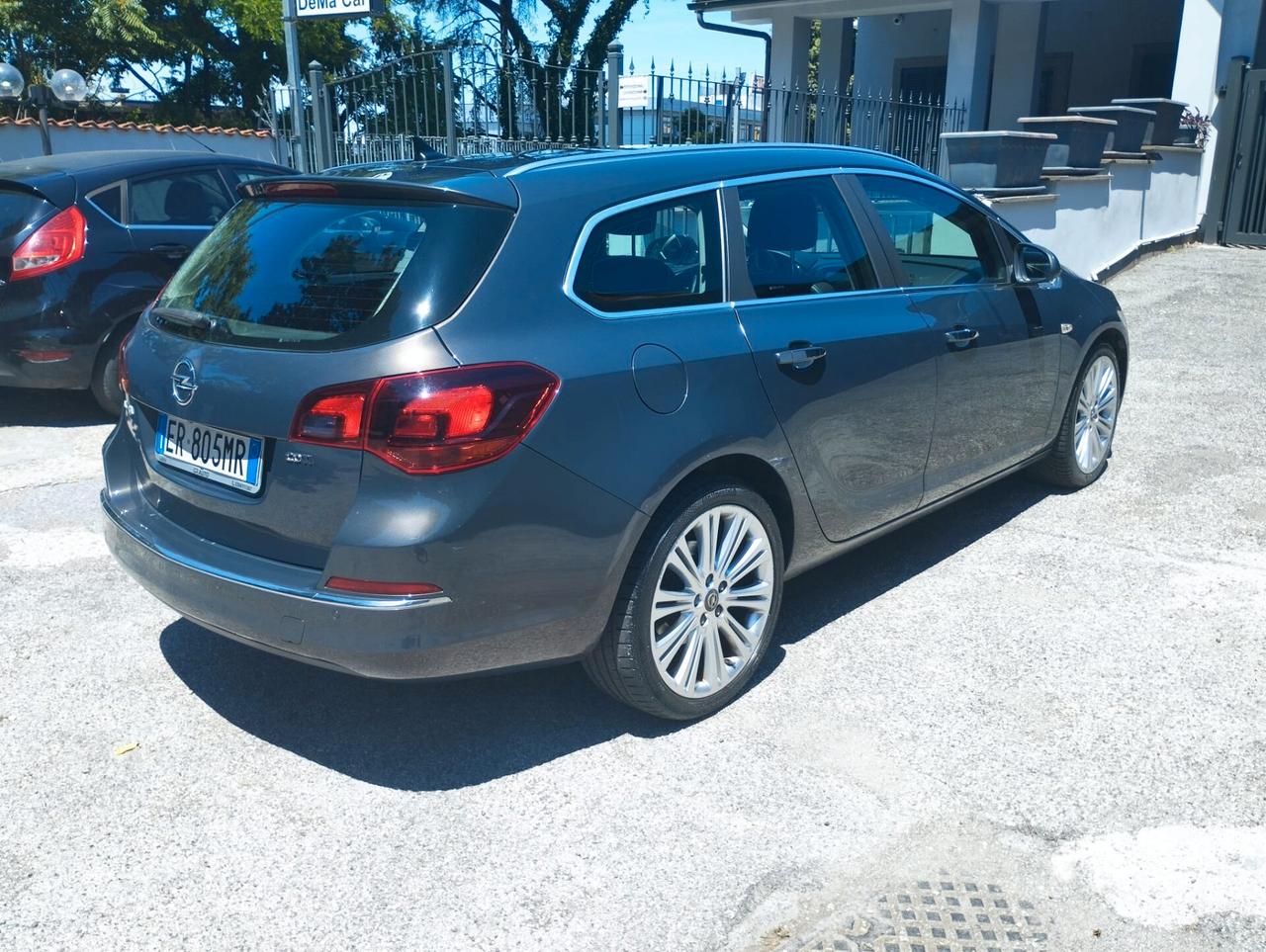 Opel Astra 1.7 CDTI 130CV Sports Tourer Cosmo