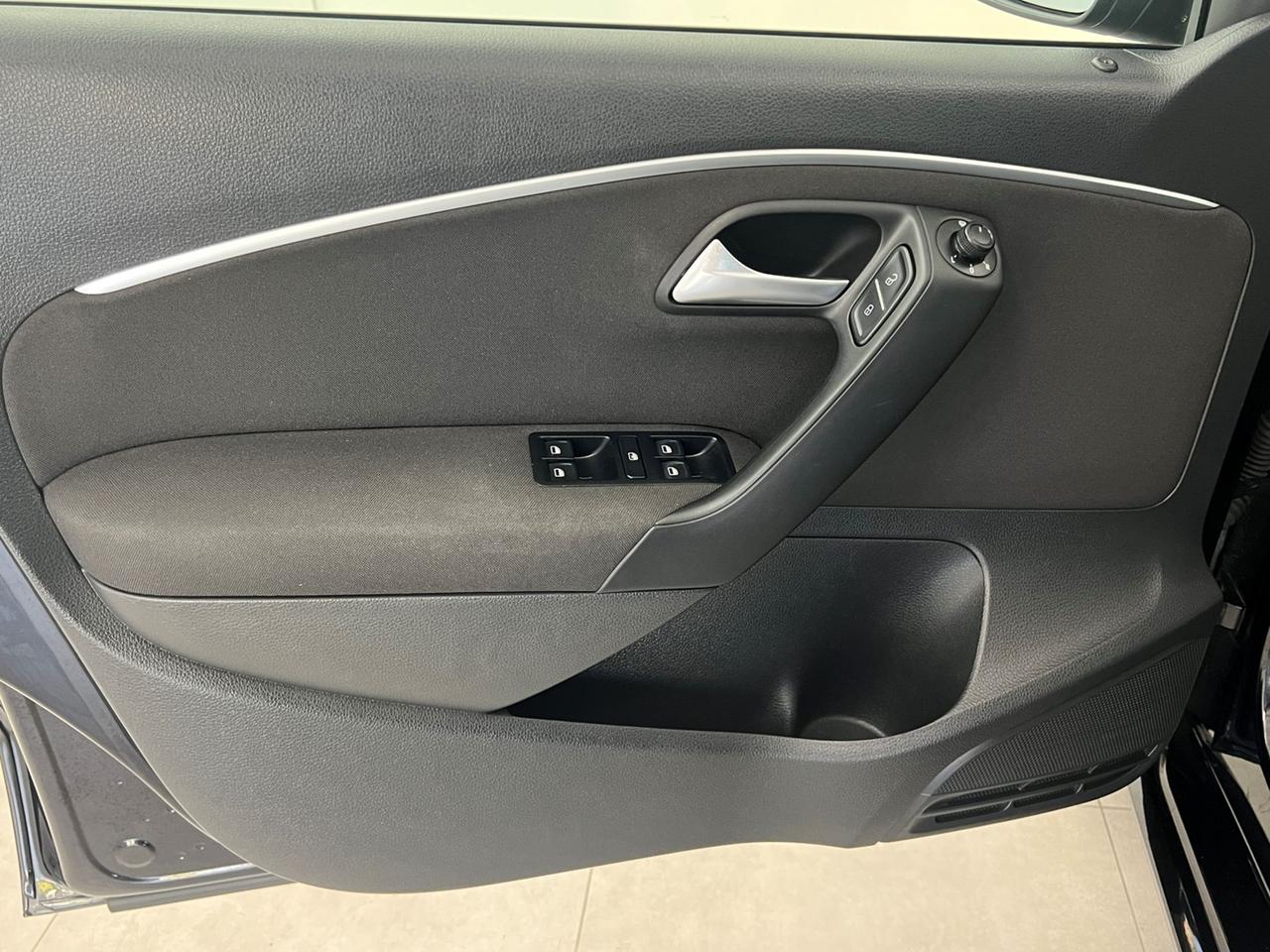 VOLKSWAGEN Polo V 2014 Polo 5p 1.4 tdi bm Highline 90cv dsg