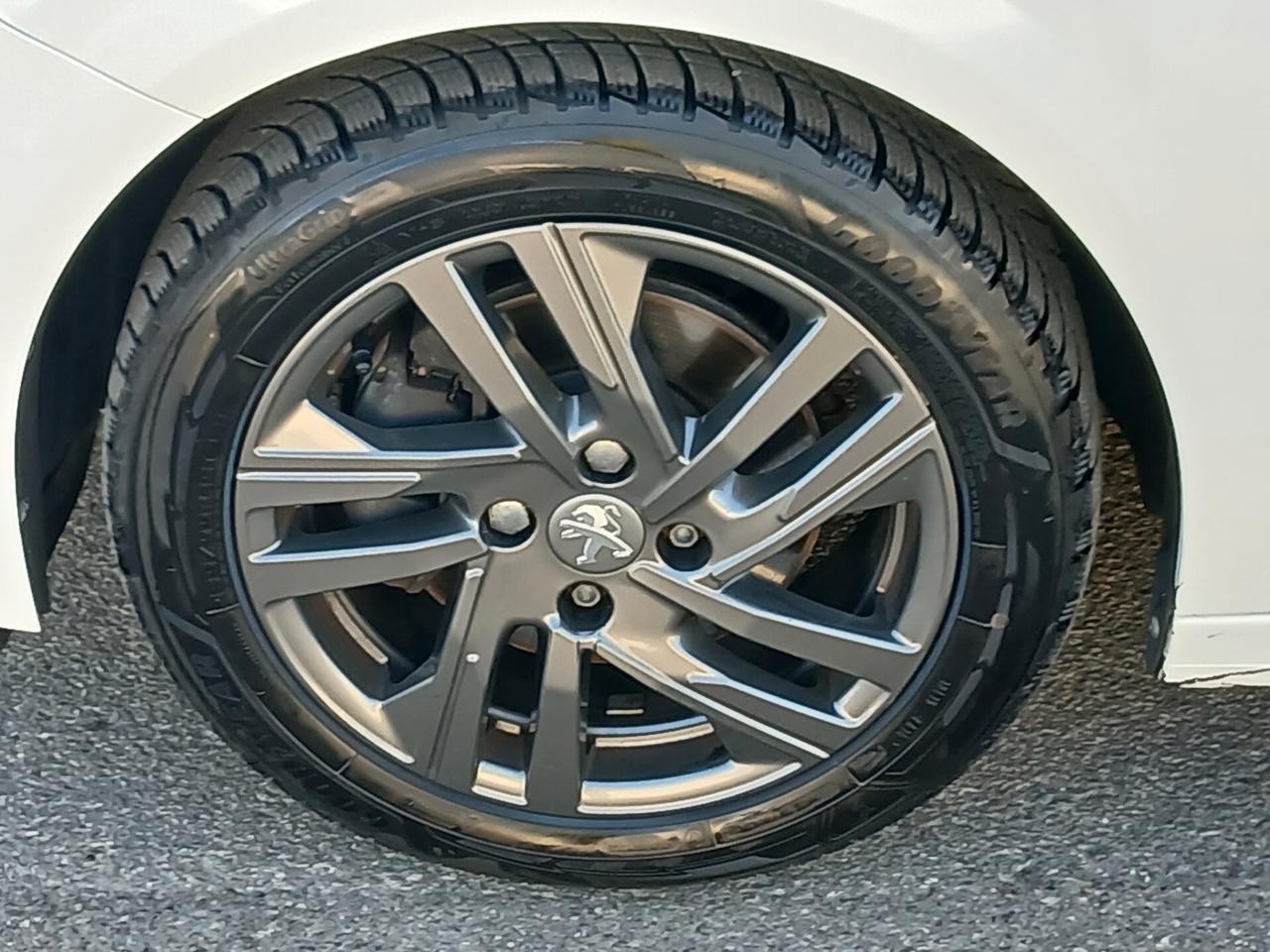 Peugeot 208 BlueHDi 100 Stop&Start 5 porte Active Pack