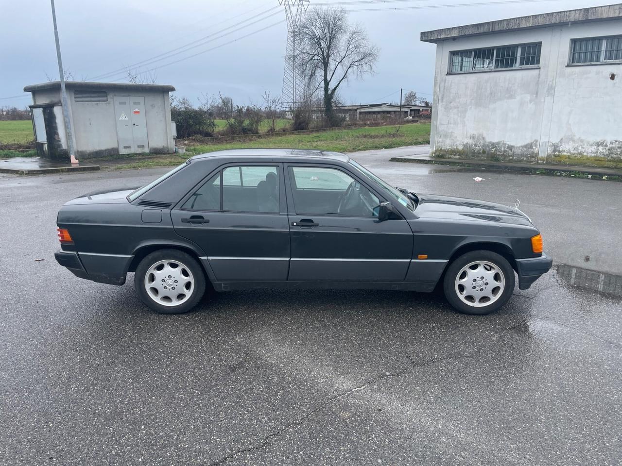 Mercedes-benz 190 1.8 E