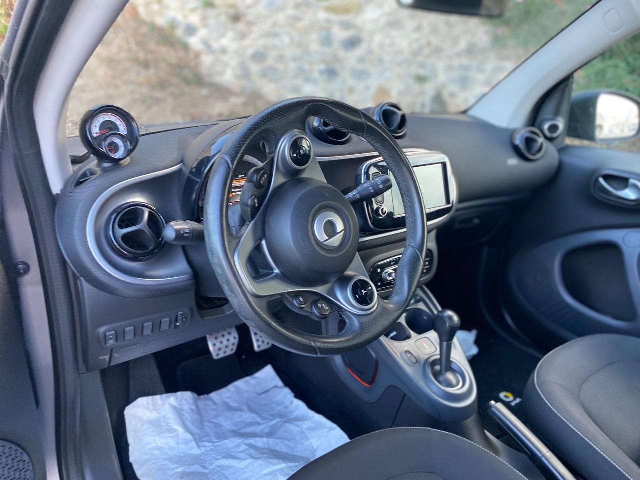 Smart ForTwo 90 0.9 Turbo twinamic JBL