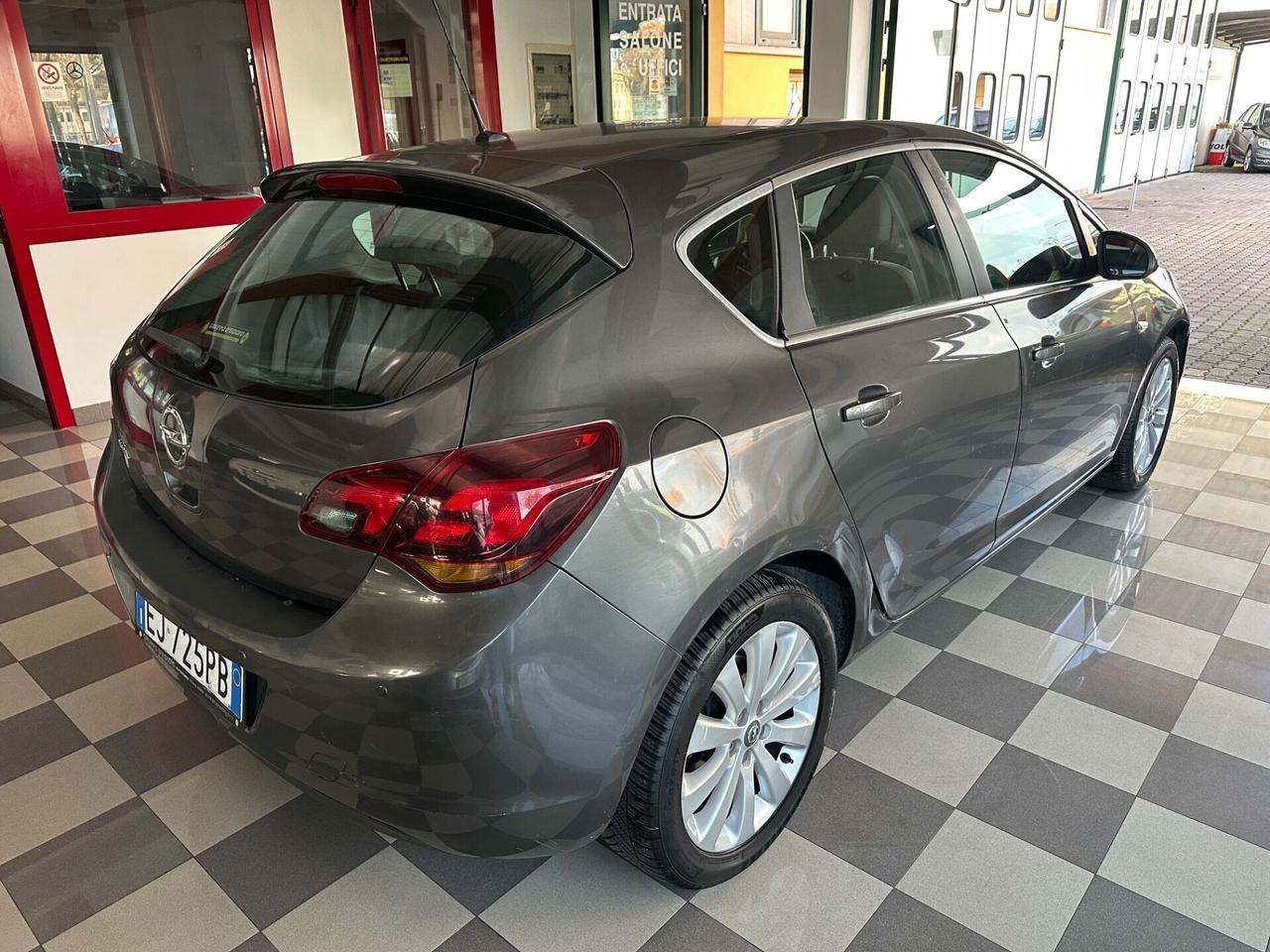 Opel Astra 1.4 100CV 5 porte Elective