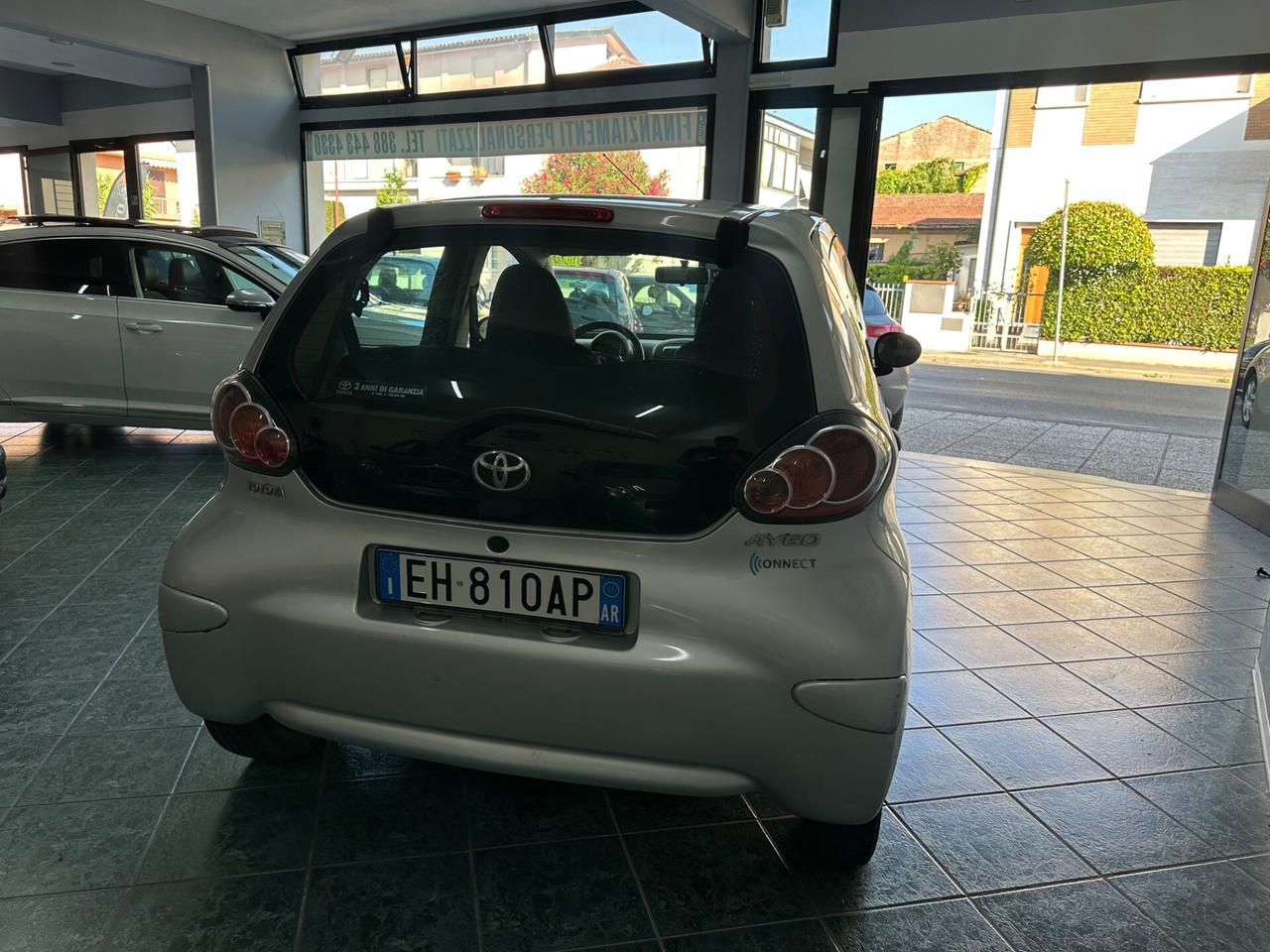 Toyota Aygo 1.0 12V VVT-i 5 porte Now Connect