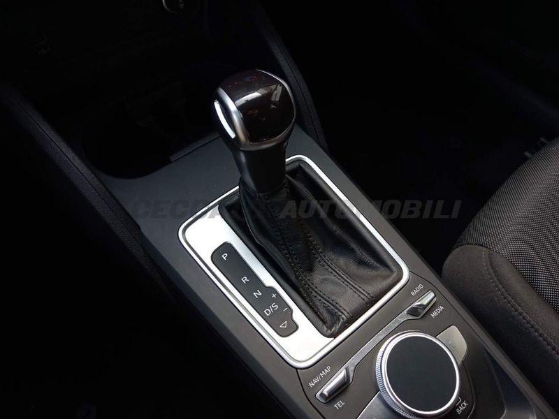 Audi Q2 Q2 30 2.0 tdi Business s-tronic