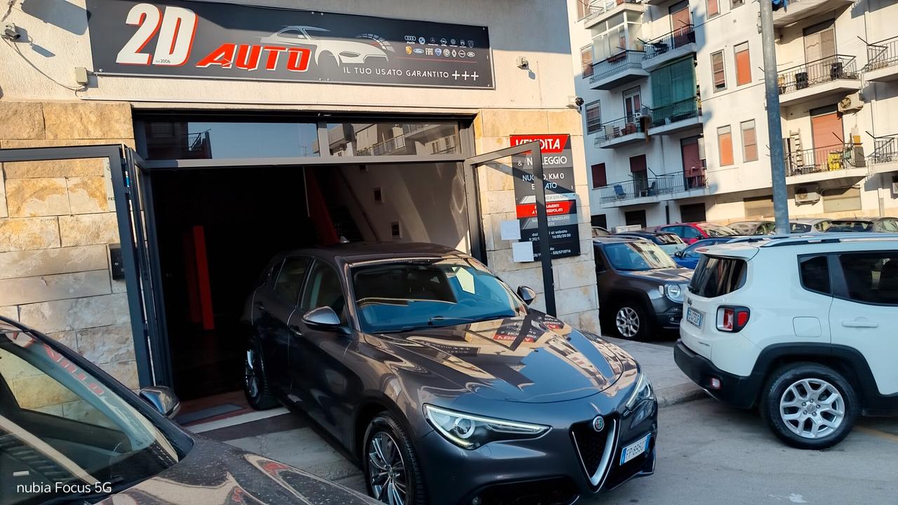 Alfa Romeo Stelvio 2.2 Executive * 180 CV * Navi * Pelle * Garantita 12 Mesi