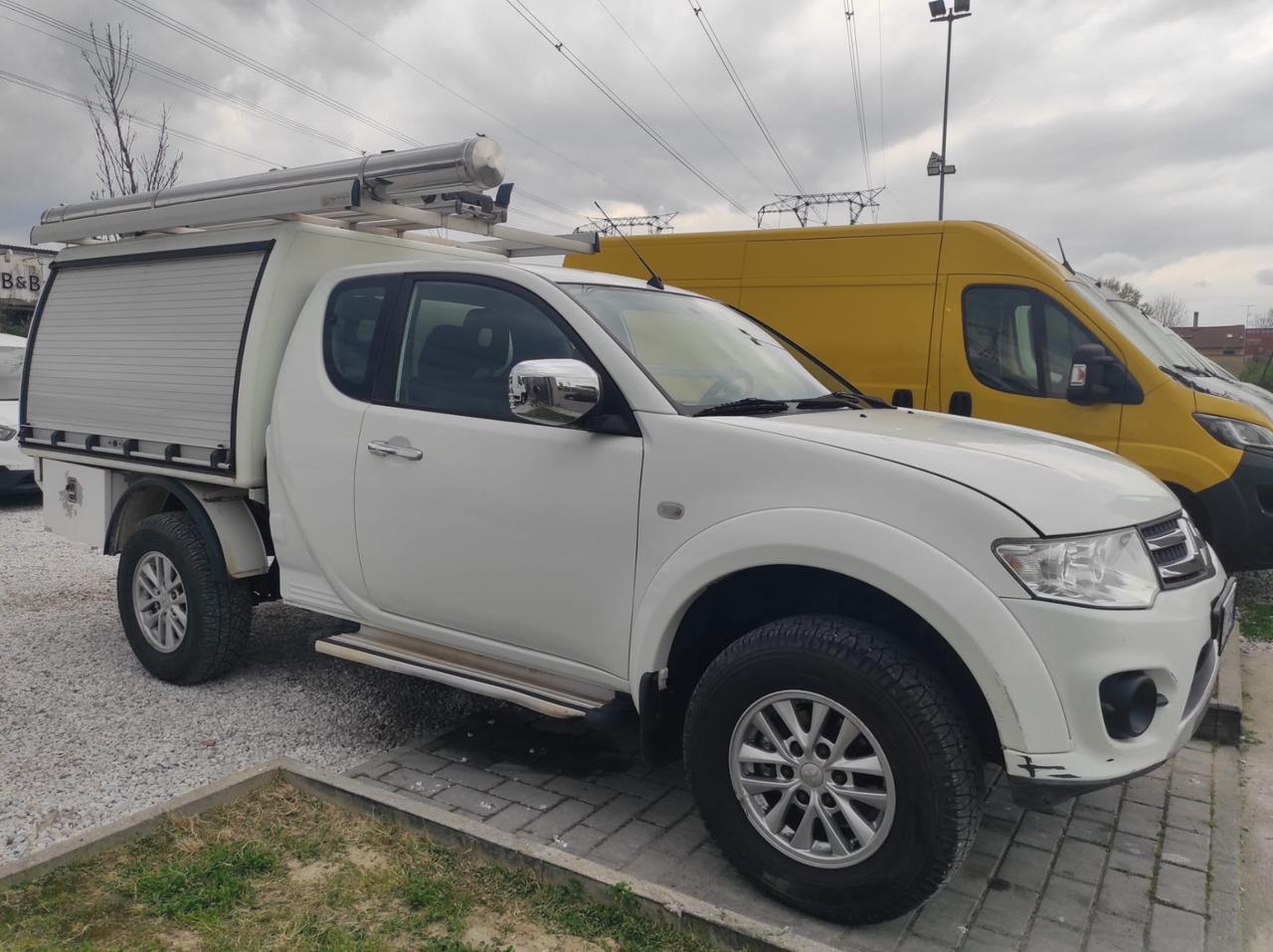 Mitsubishi L200 2.5 DI-D Cargo Iva Compresa