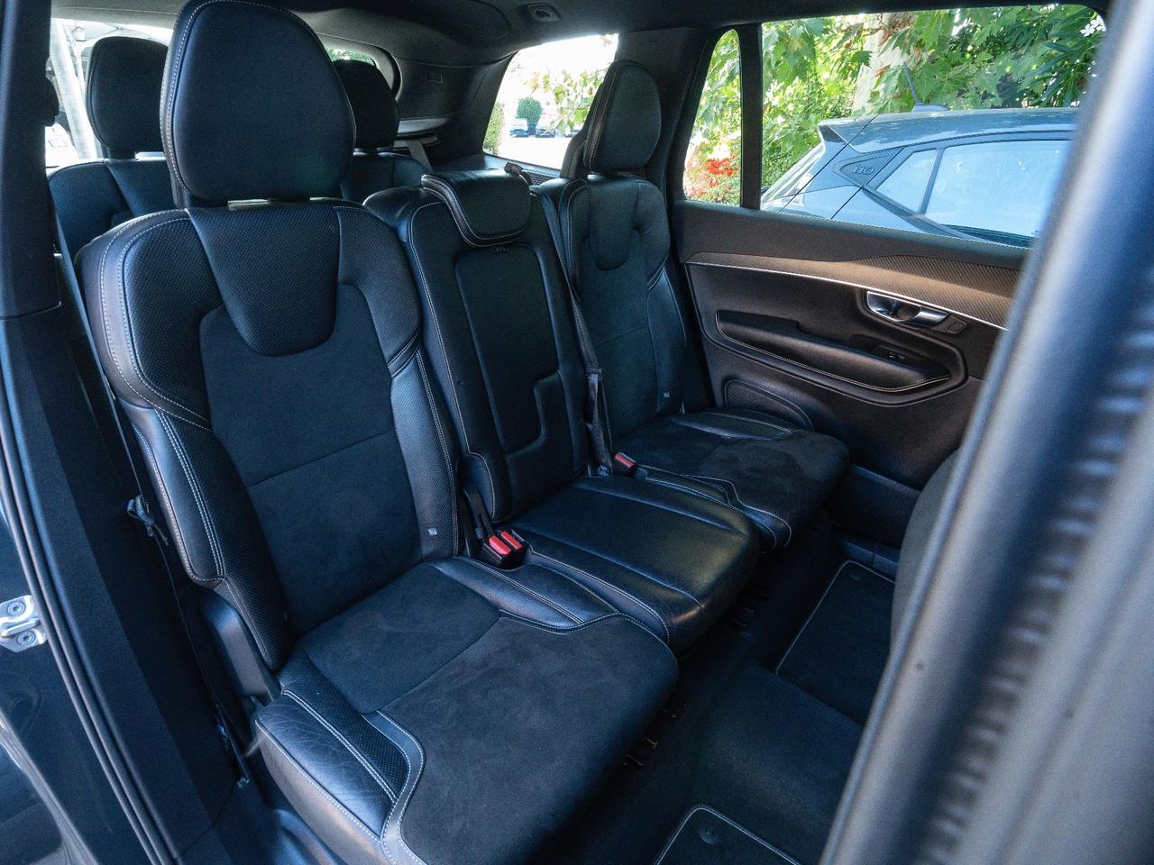 Volvo XC 90 XC90 D5 AWD Geartronic 7 posti R-design