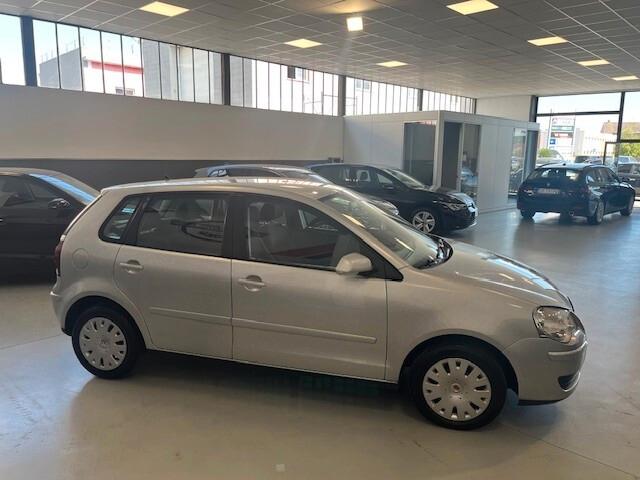 Volkswagen Polo 1.2/70CV 12V 5p. Comfortline