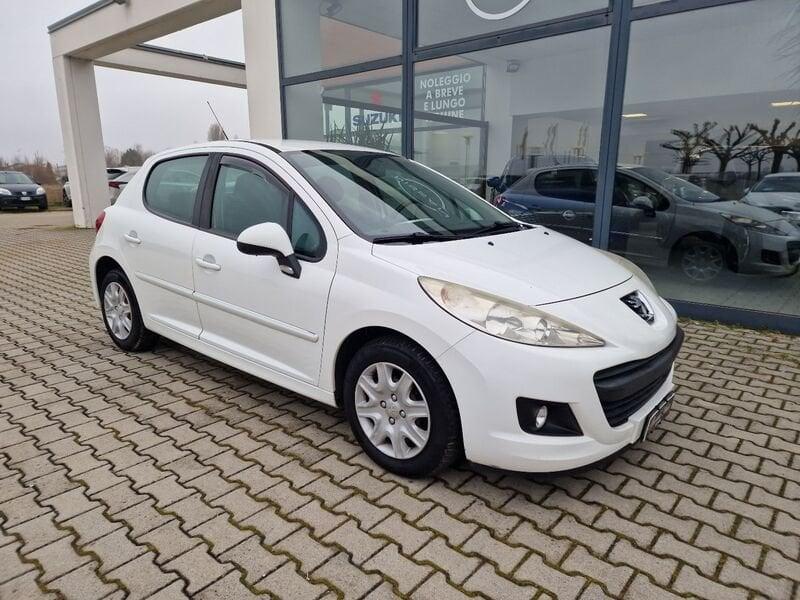 Peugeot 207 Plus 1.4 HDi 70CV 5 porte