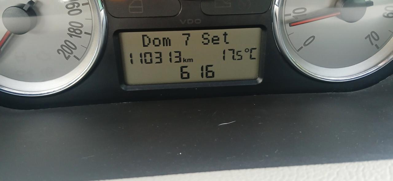 Pochi km Lancia Ypsilon diesel neopatentati