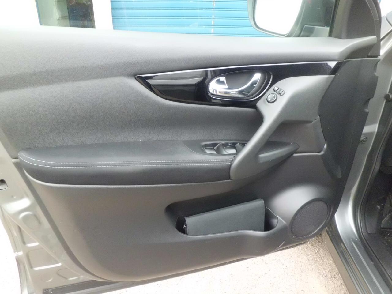 Nissan Qashqai 1.5 dCi N-Connecta DISPONIBILE 1 PEZZO AUTOMATICO 2016