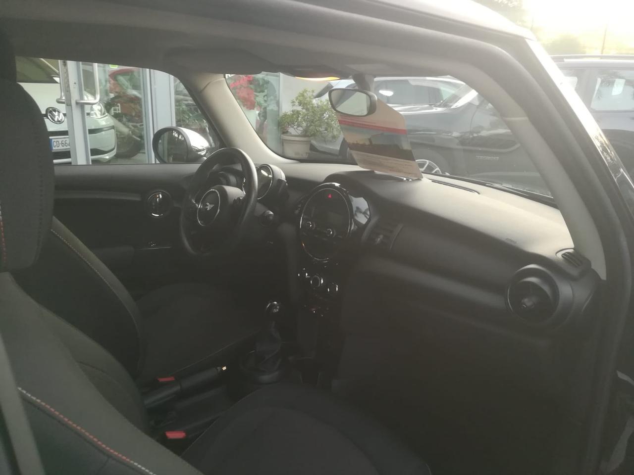 Mini Mini 1.5 Cooper D Business