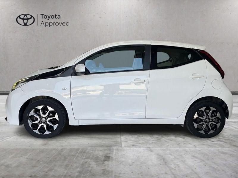 Toyota Aygo Aygo 5p 1.0 x-play m-mt 72cv