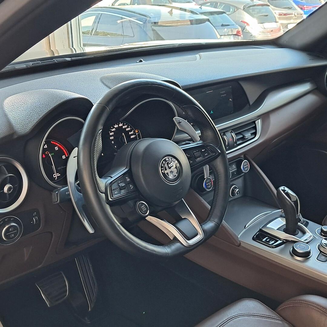 Alfa Romeo Stelvio 2.2 Turbodiesel 210 CV AT8 Q4 Veloce