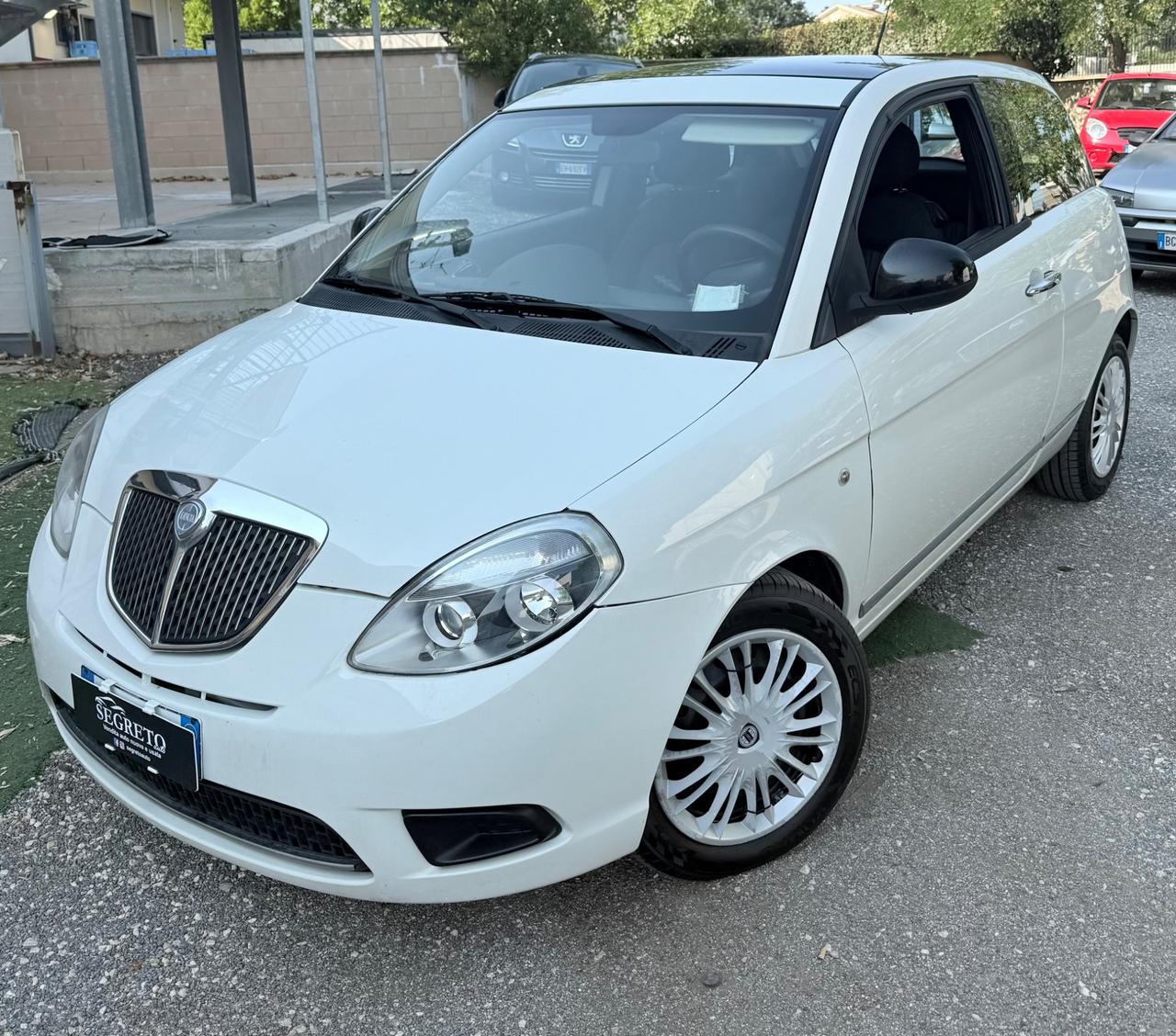 Lancia Ypsilon 1.3 MJT 75 CV Platinum TETTO PANORAMICO