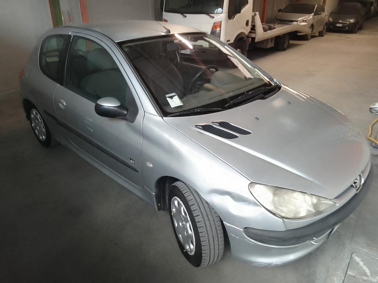 Peugeot 206 1.1 BENZINA OK NEO