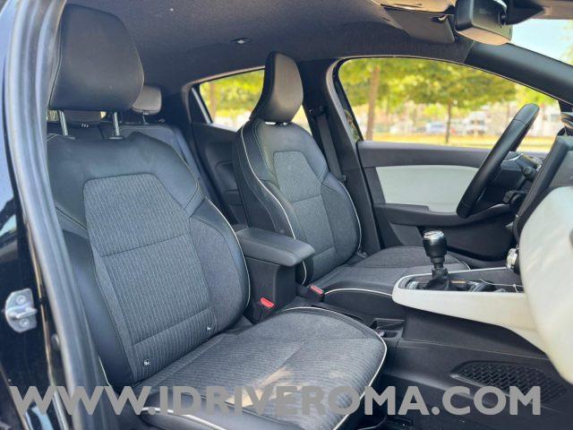 RENAULT Clio Full Hybrid E-Tech 140 CV 5 porte Intens