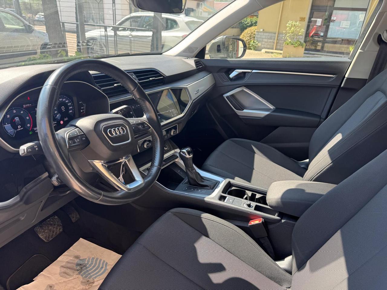 Audi Q3 SPB 35 TDI quattro Business Plus