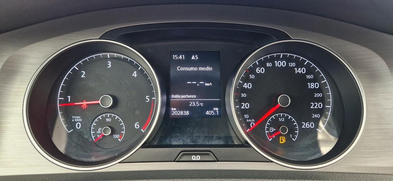 Volkswagen Golf 7 1.6 TDi 105cv HighLine