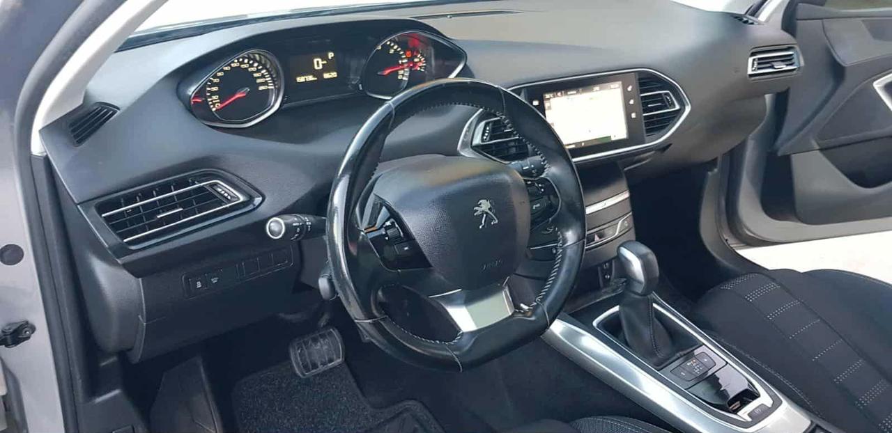 Peugeot 308 BlueHDi 120 S&S EAT6 SW Allure