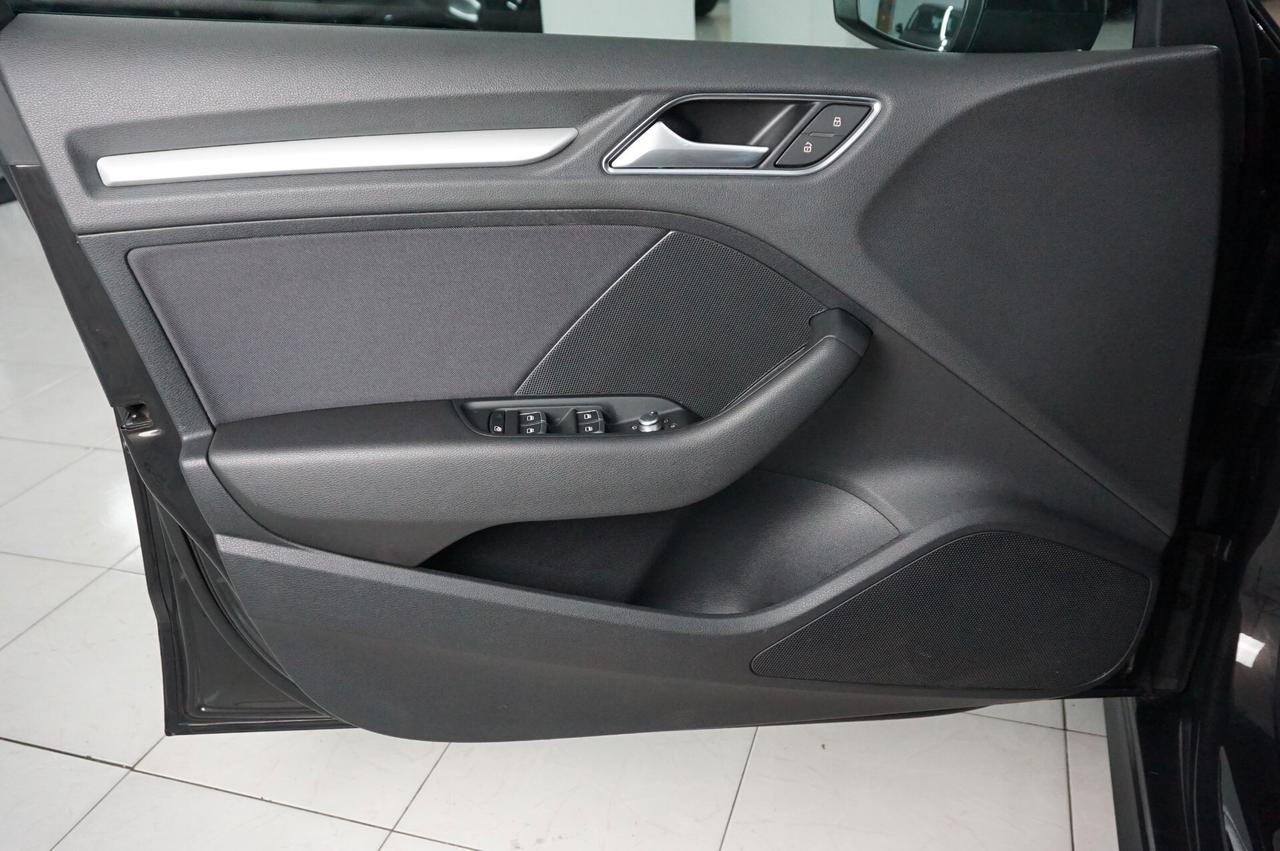 Audi A3 1.6 TDI clean diesel S Line