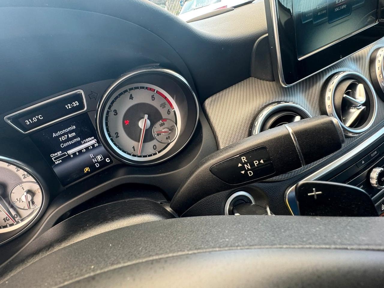 MERCEDES GLA 200 CDI 136CV UNICO PROPRIETARIO