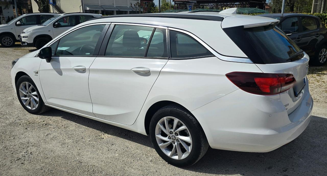 Opel Astra 1.6 CDTi Sports Tourer - 2018