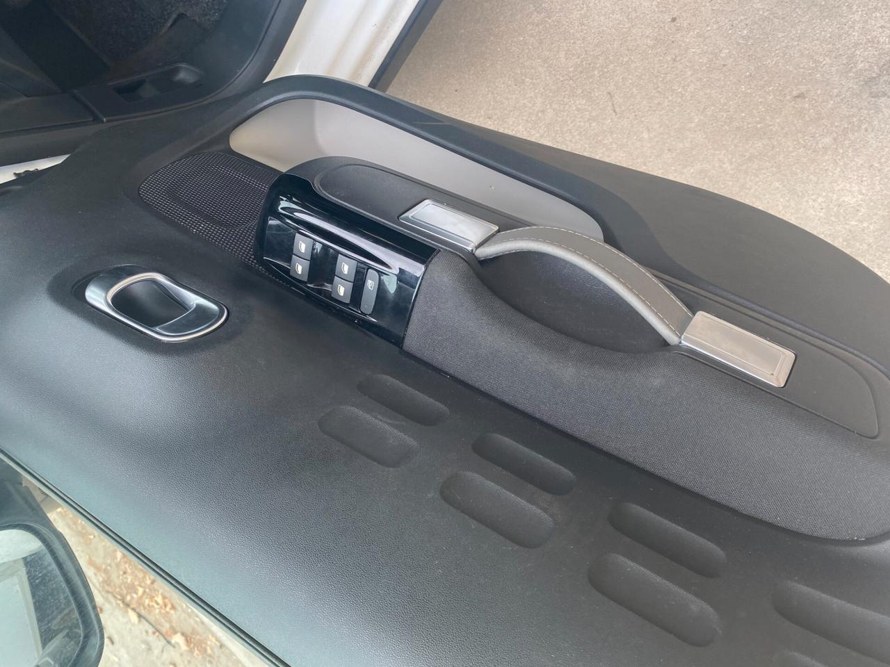 Citroen C3 BENZ 110 CV AUTOMATICA COME NUOVA
