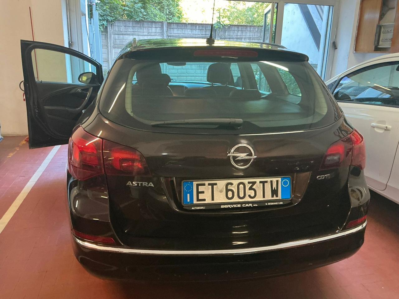 Opel Astra 1.7 CDTI 110CV Sports Tourer Cosmo