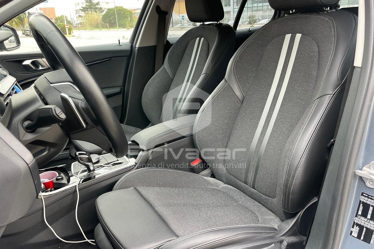 BMW 118d 5p. Advantage