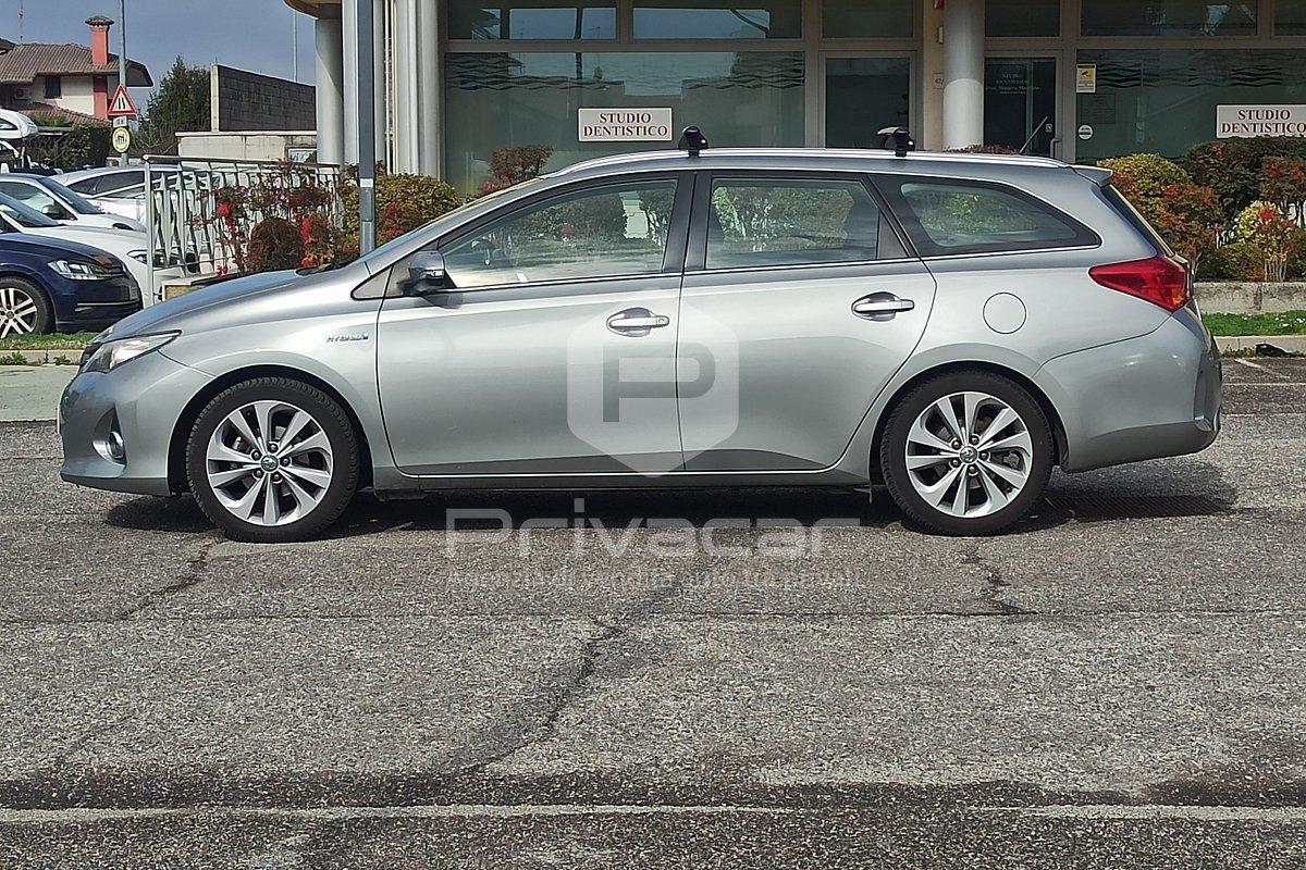 TOYOTA Auris Touring Sports 1.8 Hybrid Active Plus