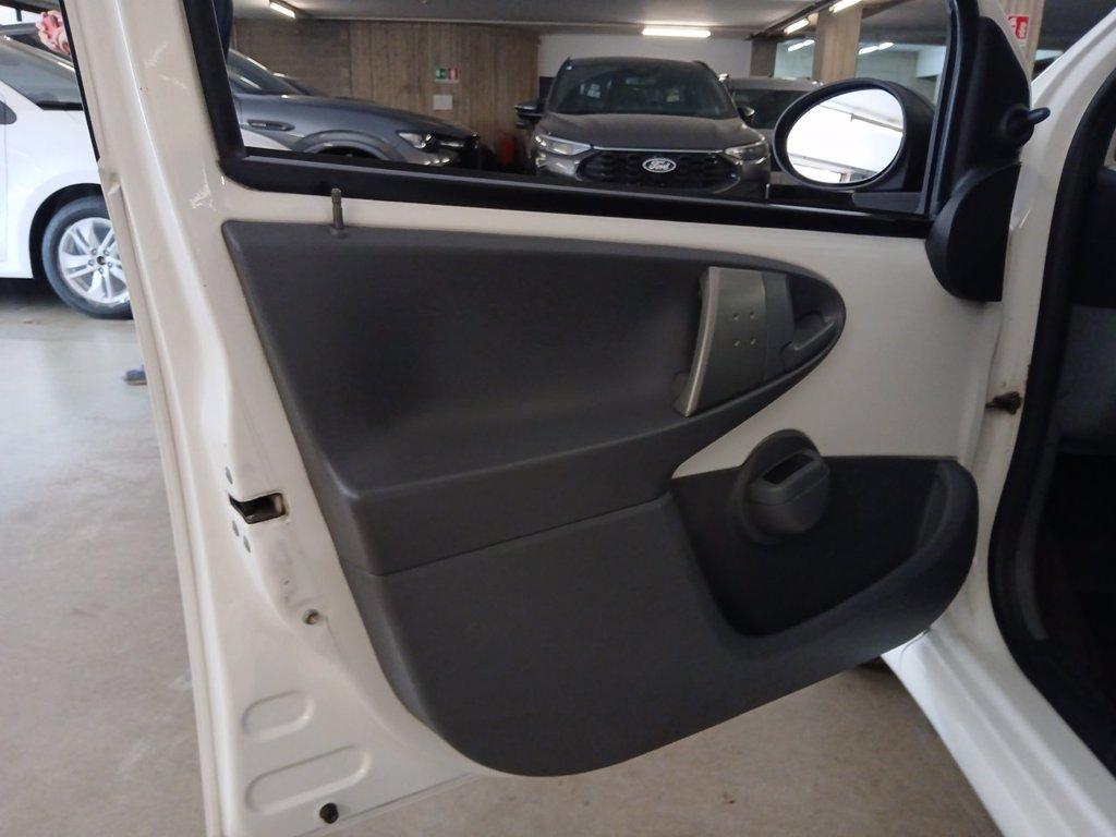 TOYOTA Aygo 5 porte del 2011