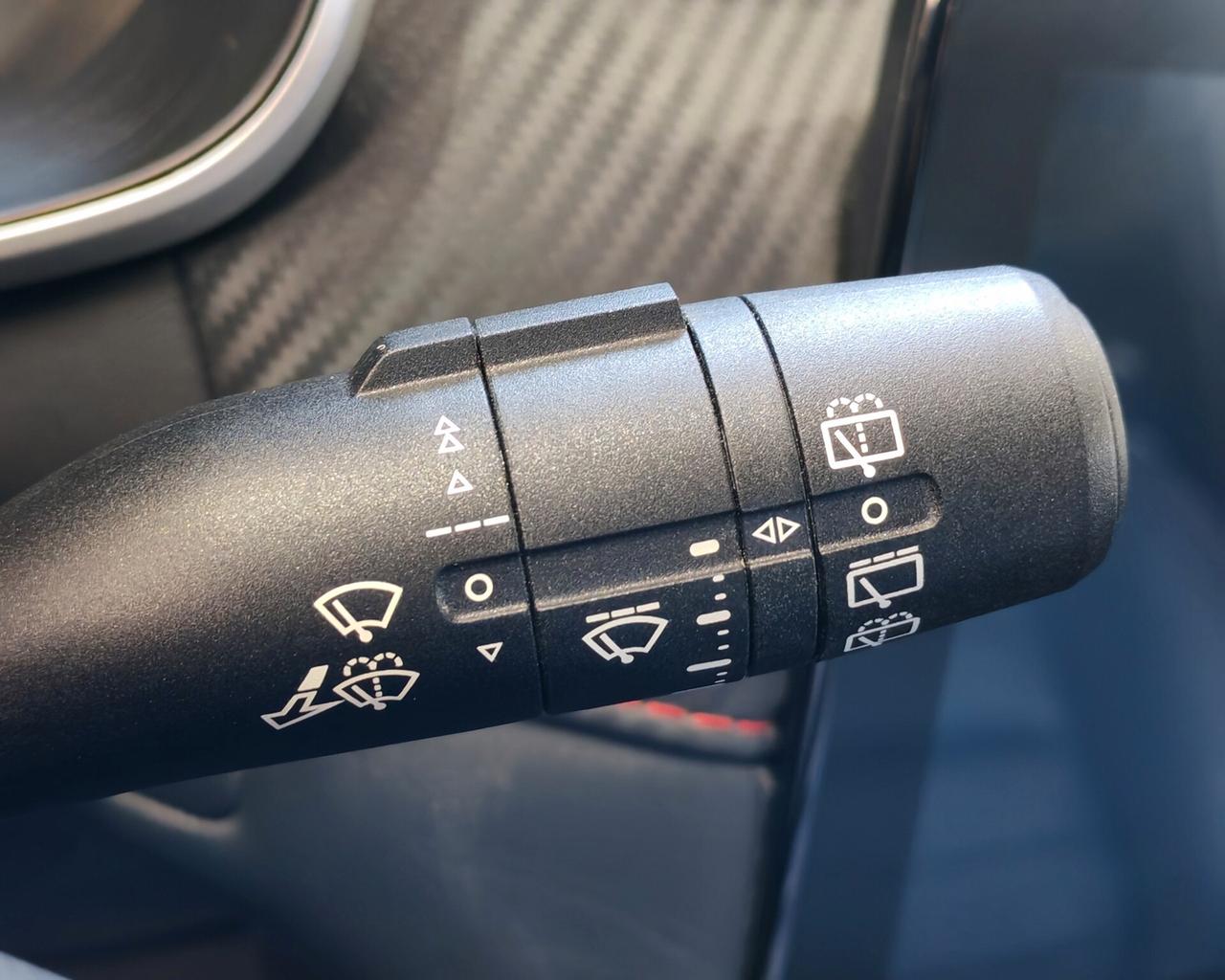 Mg ZS 1.5 VTi-tech Luxury 106 cv - PREZZO REALE