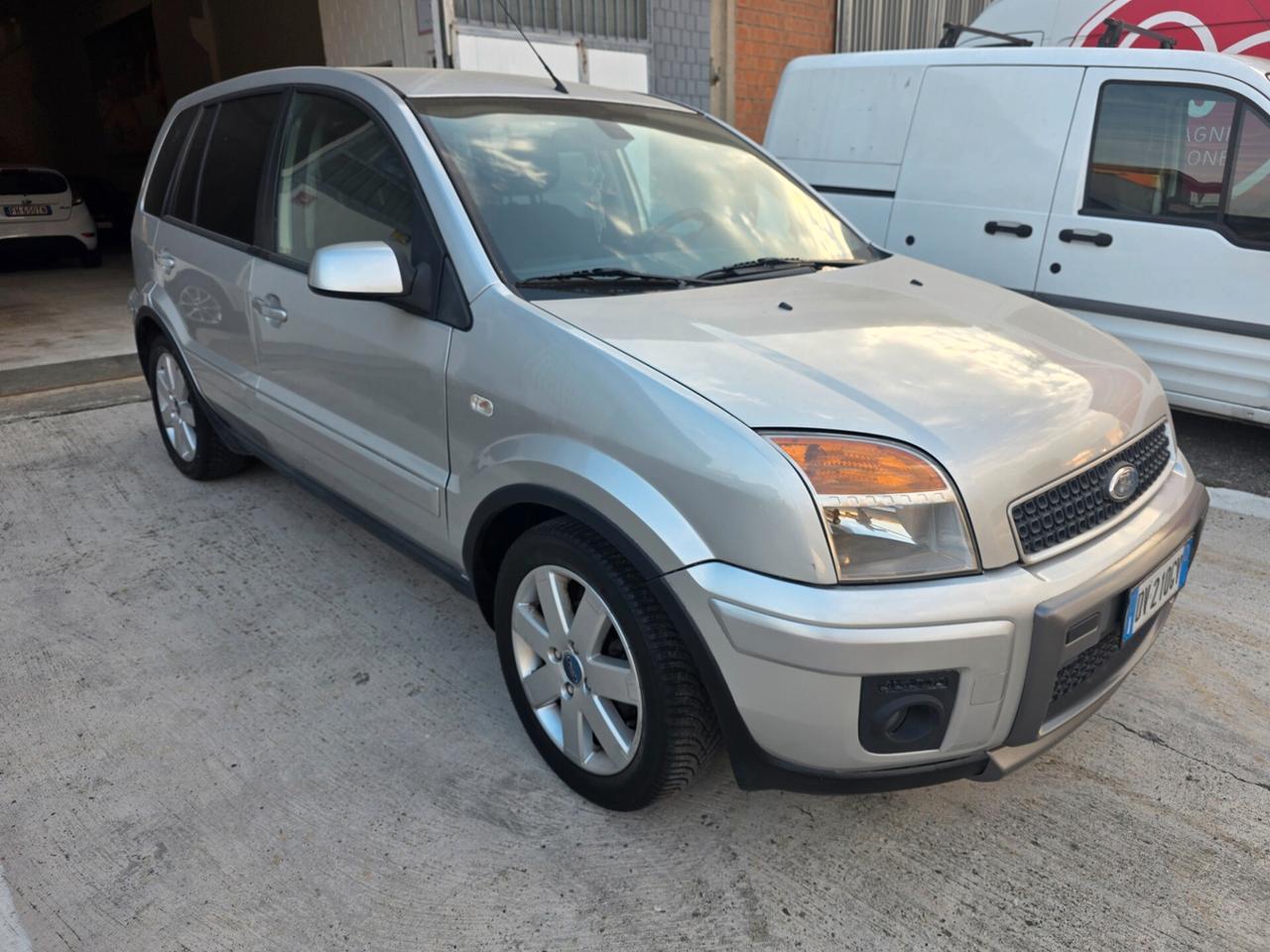 Ford Fusion 1.4 16V 5p. Titanium