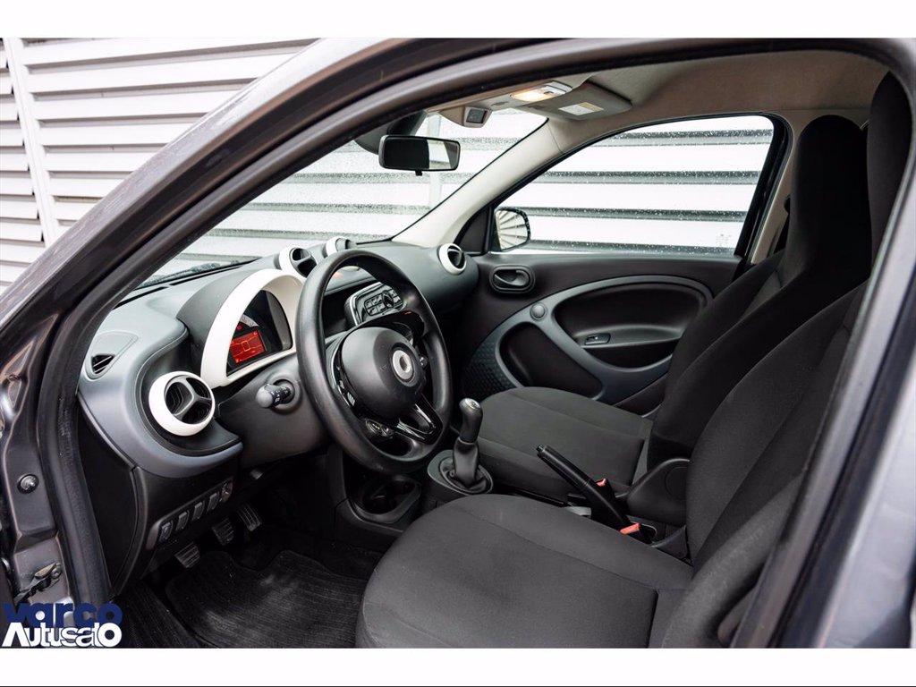 SMART Forfour 1.0 youngster 71cv my18 del 2018