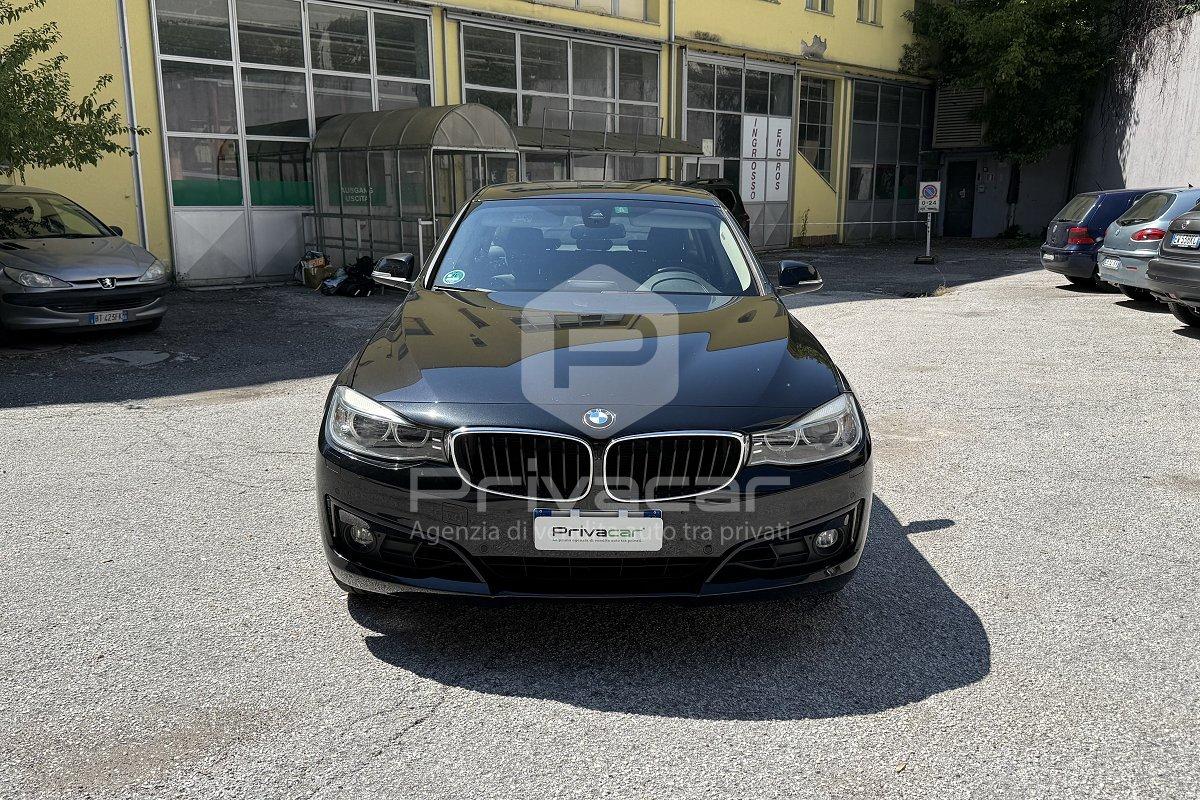 BMW 320i Gran Turismo Luxury
