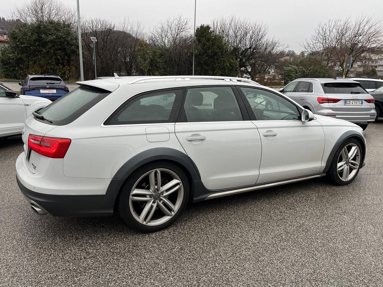 AUDI A 6 ALLROAD 3000 TDI 245 CV S.TRONIC
