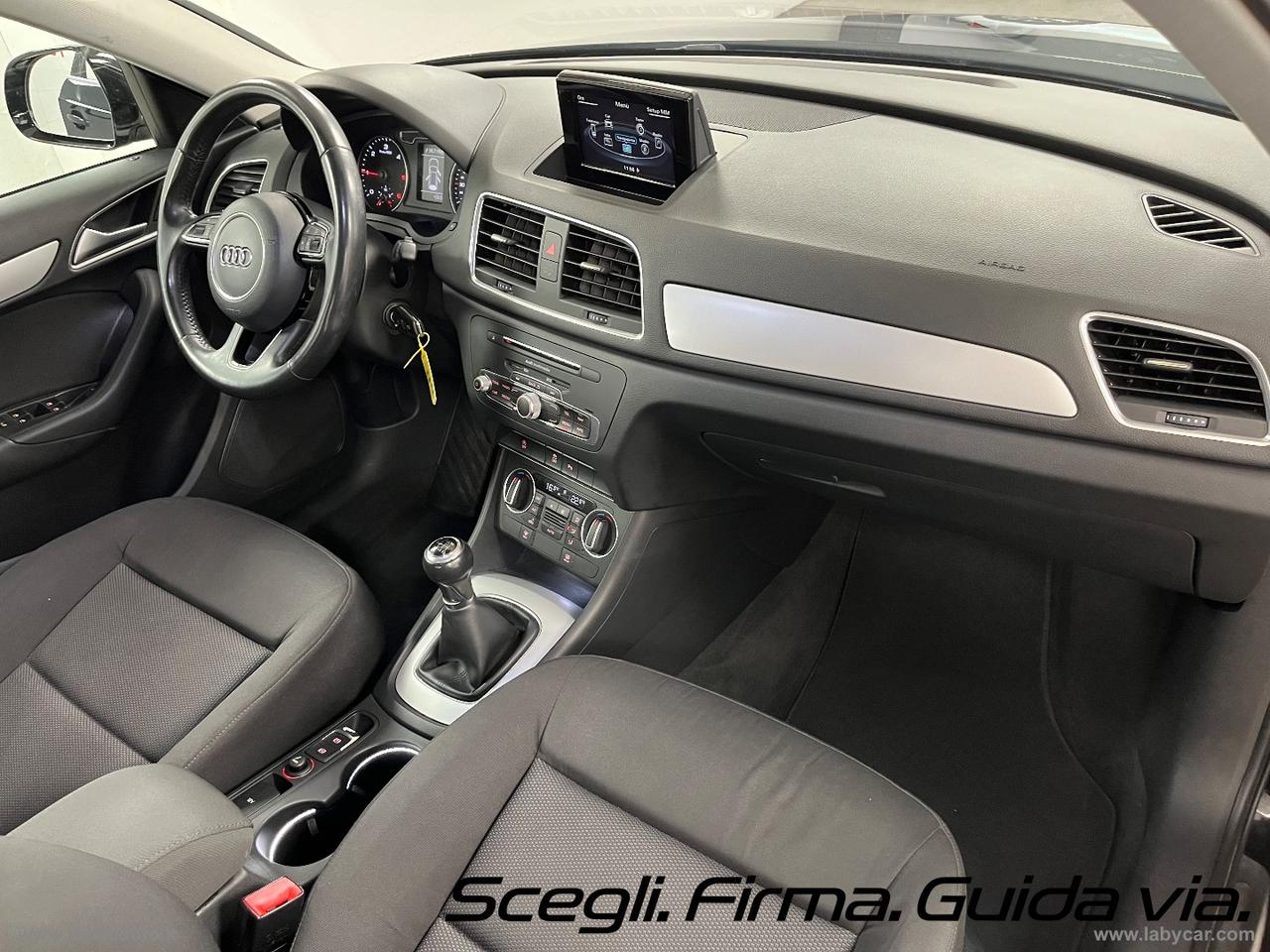 AUDI Q3 2.0 TDI 120CV Business|MANUALE