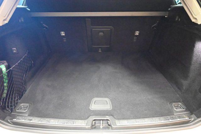 VOLVO XC60 2.0 B4 INSCRIPTION AWD AUTO TETTO 20"CAM STRAFULL!