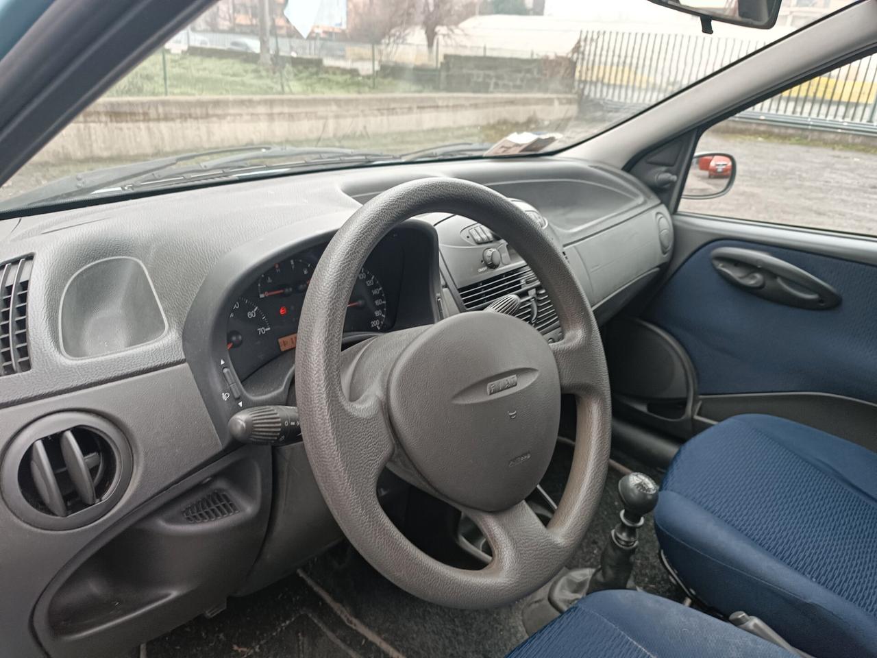 Fiat Punto 1.2i cat 5 porte ELX