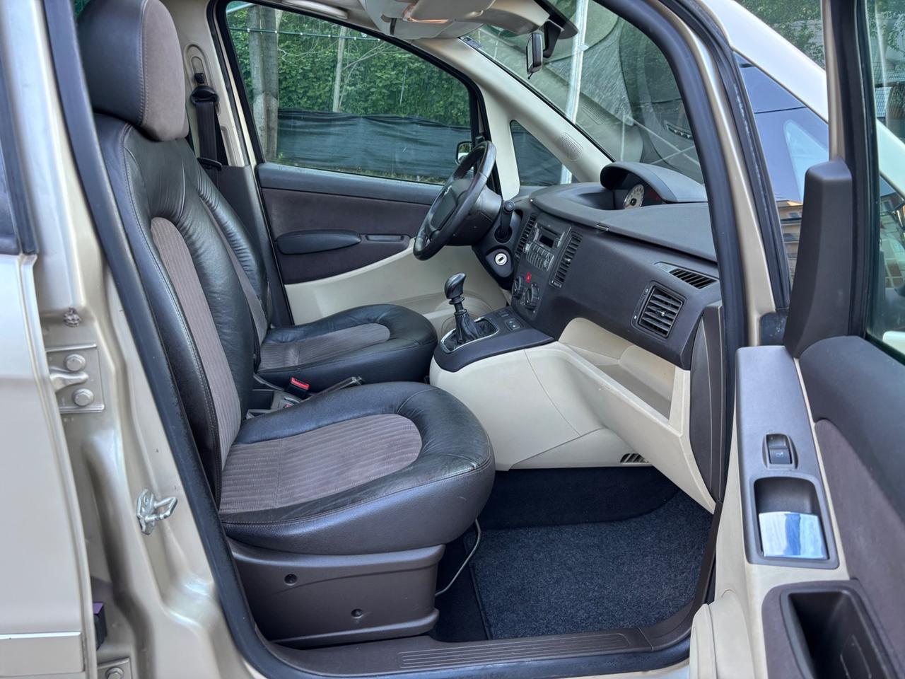 Lancia MUSA 1.4 Platino OK NEOPATENTATI