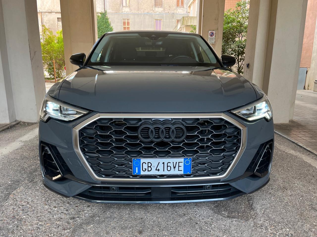 Audi Q3 SPB 35 TDI S tronic Business Plus