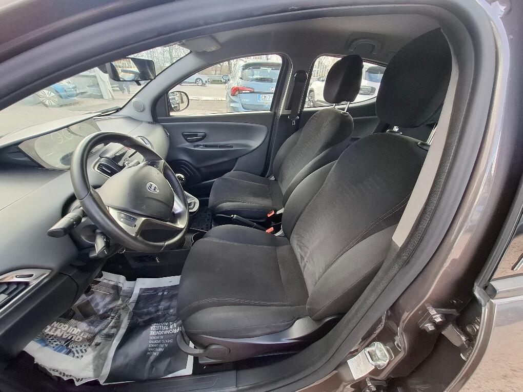 Lancia Ypsilon 1.3 MJT 16V 95 CV 5 porte S&S Gold