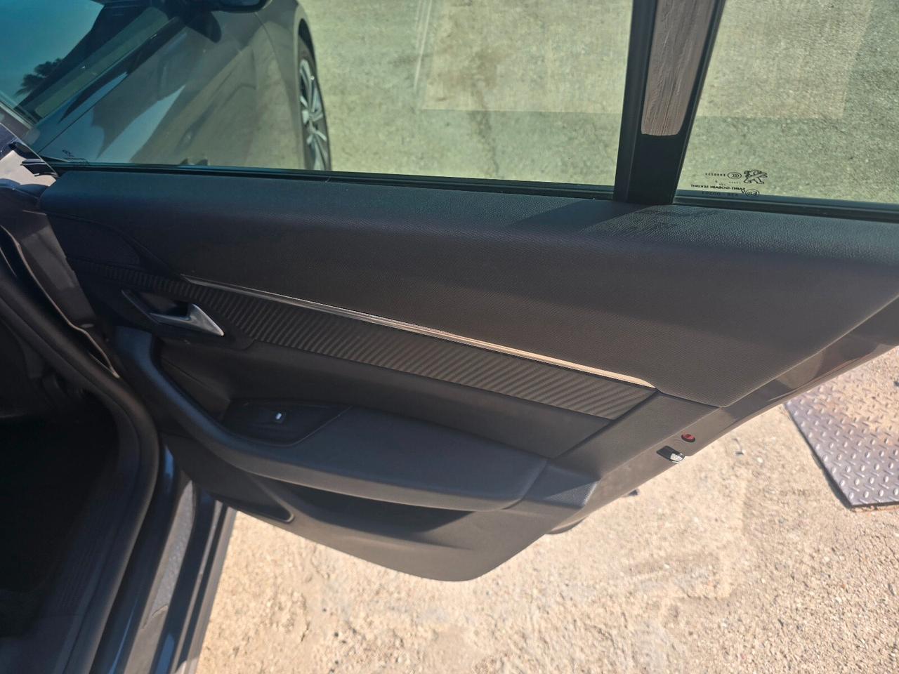 Peugeot 508 Plug-in Hybrid4 360 e-EAT8 Sport Engineered